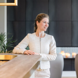 Veronika-Gloeckner_Hoteldirektorin-2025